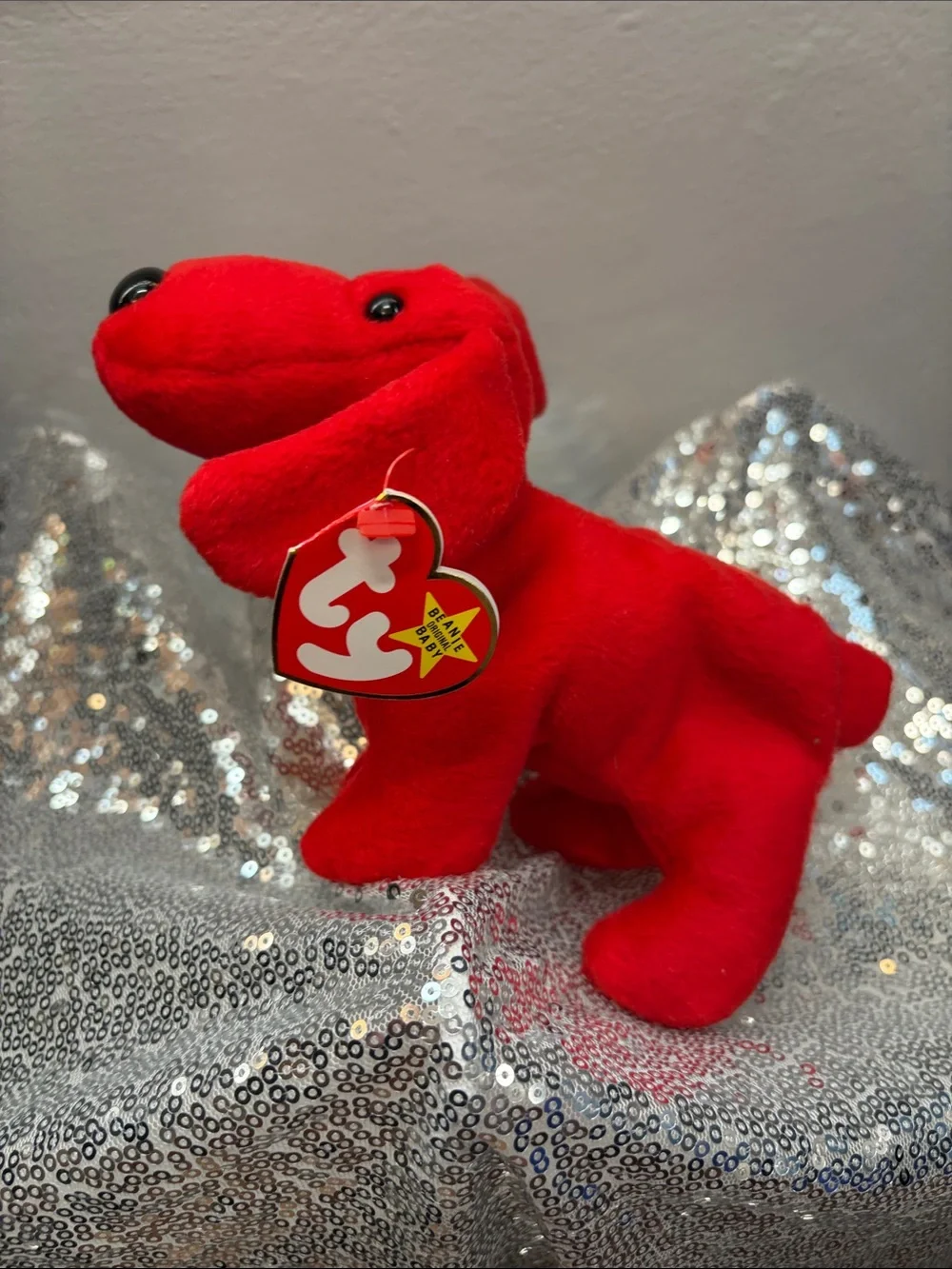 NWT Ty Rover the Hound Dog Beanie Baby Plush Red with Heart Tag